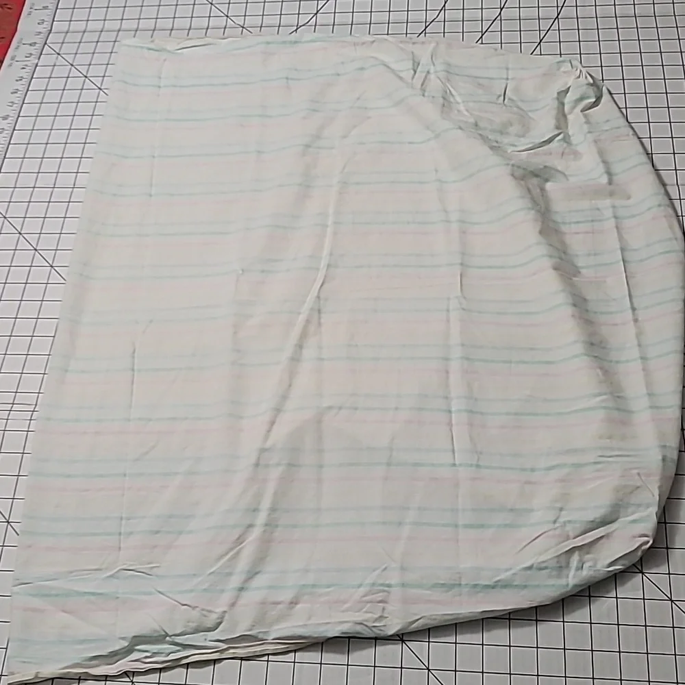 Vintage Pastel Striped Baby Crib Sheet - Pocket Design w/o Elastic‎